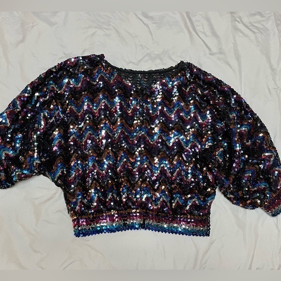 Tops - Vintage Women’s sequin shirt